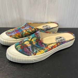 Womens vintage 90’s slip on sneakers tennis shoes Keds‎ size 6